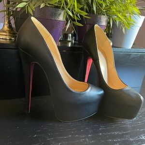 Discontinued Rare authentic Daffodile